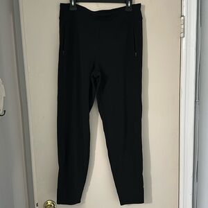 Lululemon black joggers